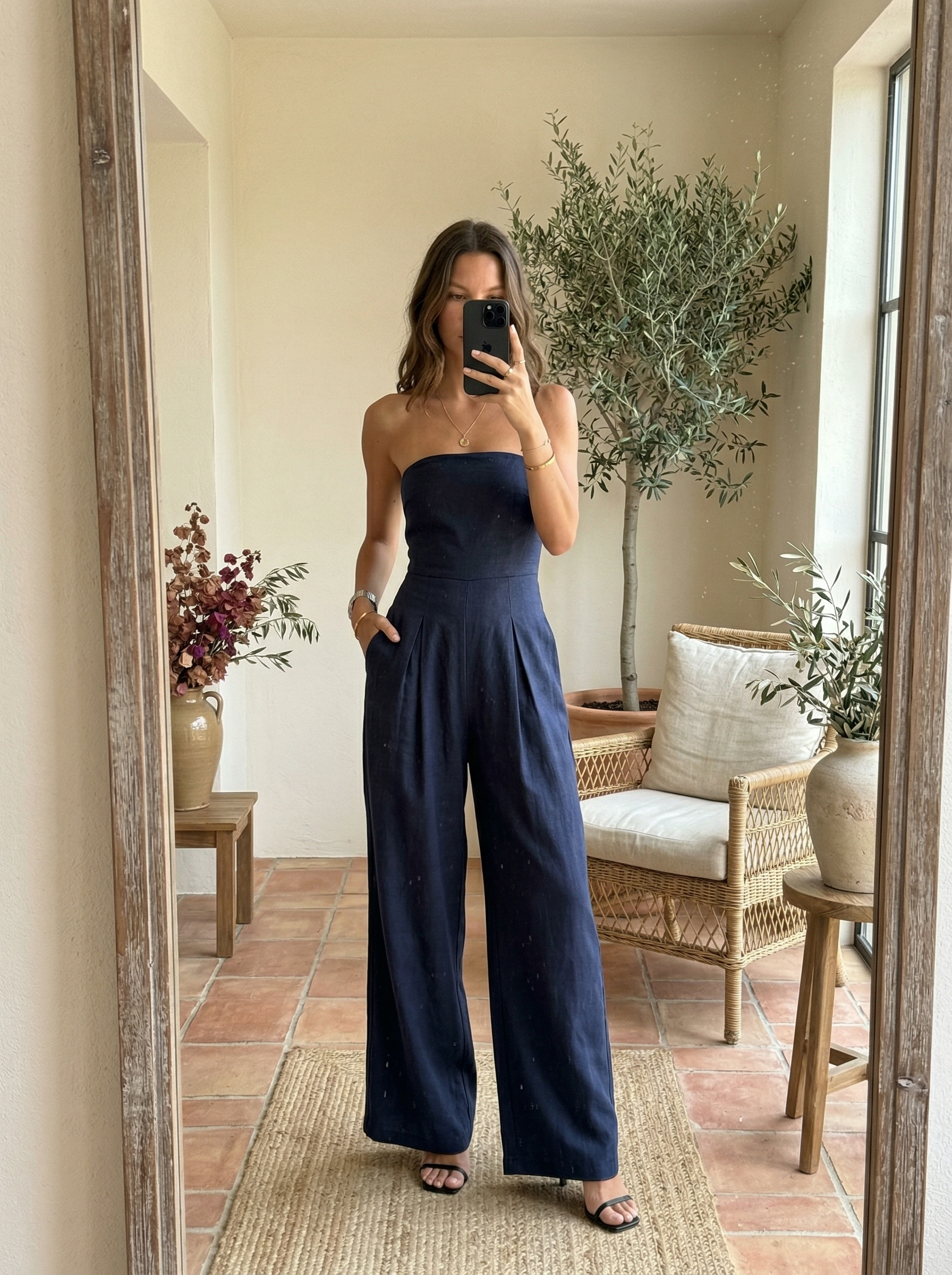 Ainara | Vestido sin tirantes de pierna ancha